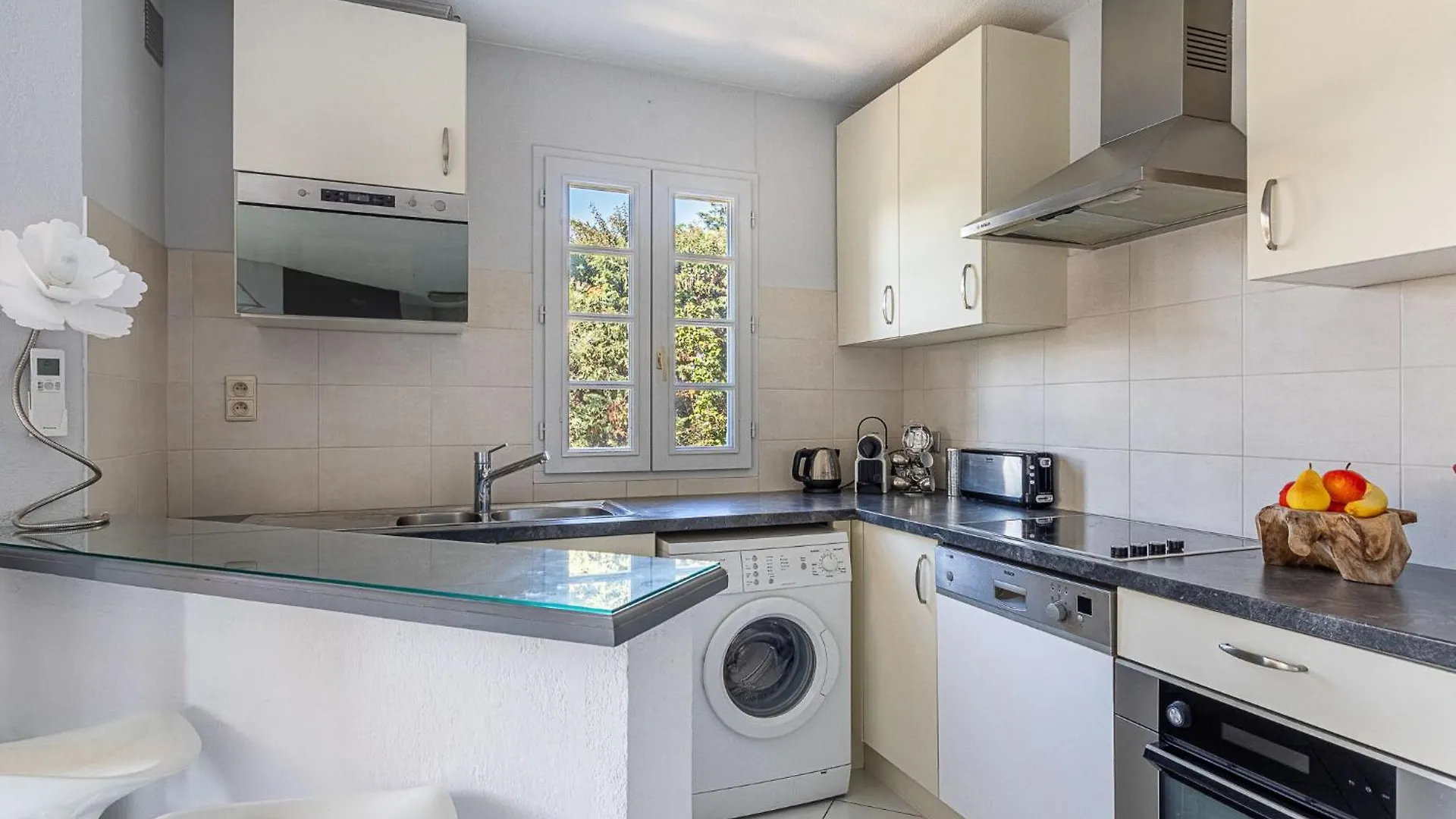 Apartment Le Clos Sainte Anne-2 By Interhome  쎙뜨호뻬